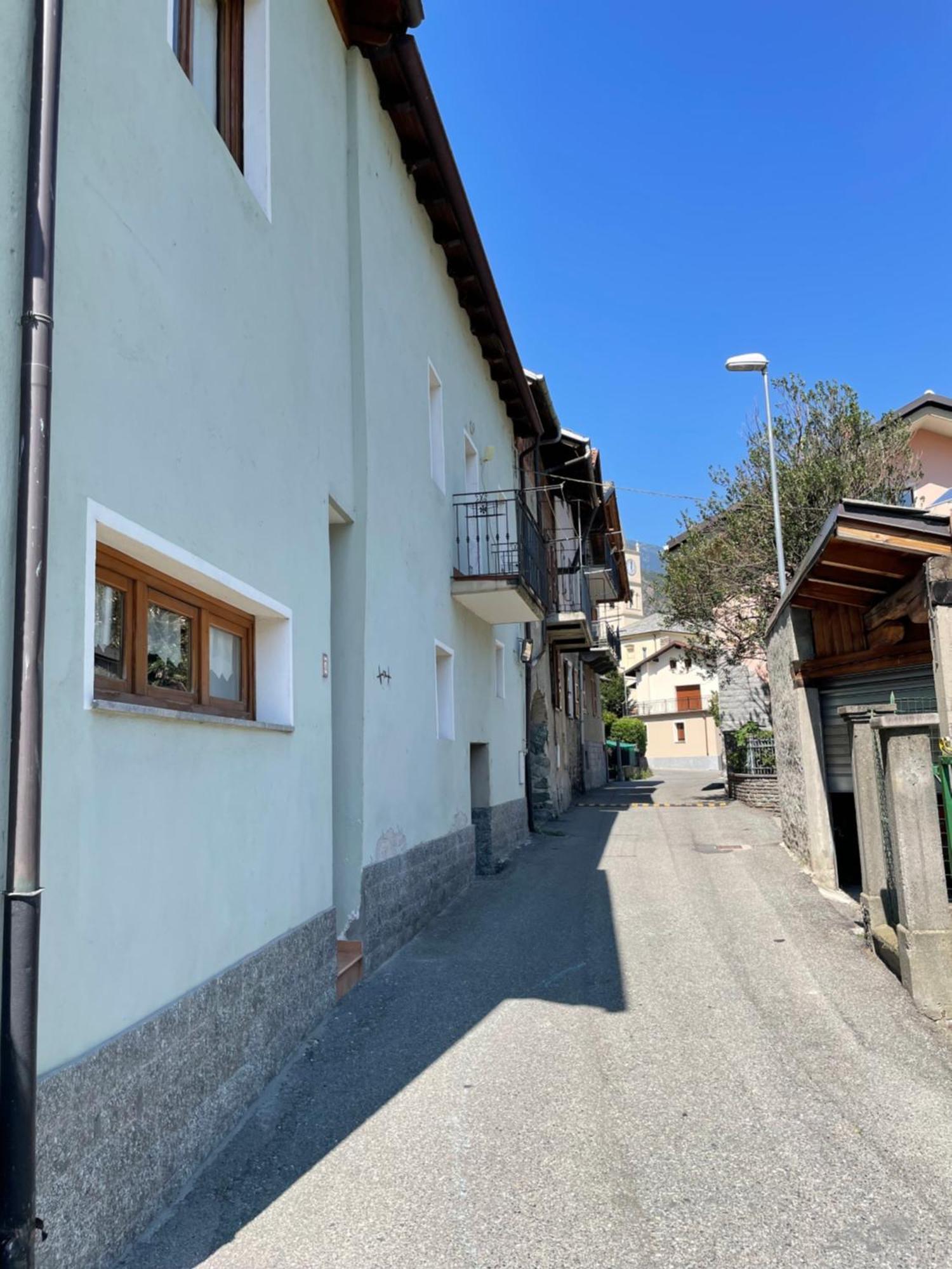 Casa Ad Chez Piero Vda Issogne-002